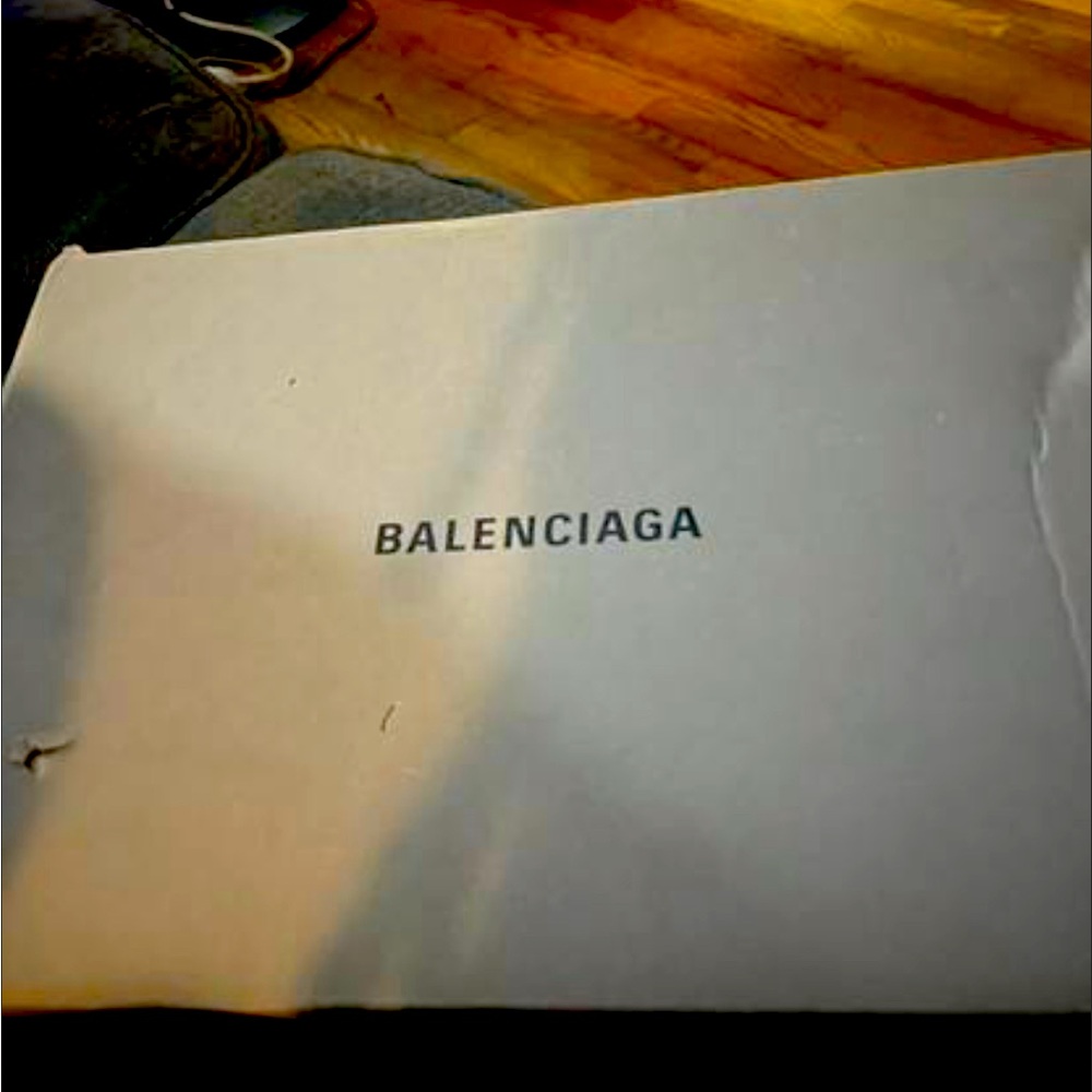 Balanciaga track runners
